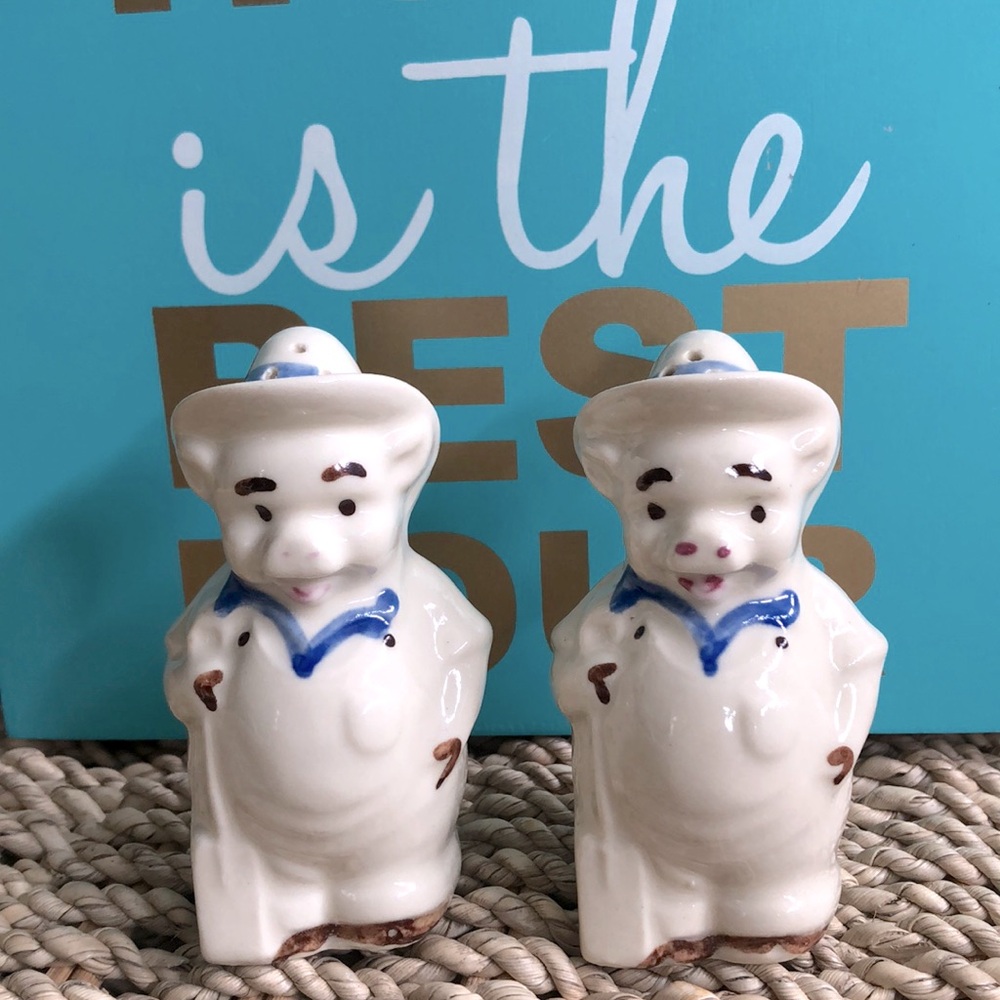2for$20🟠Vintage salt and pepper shakers